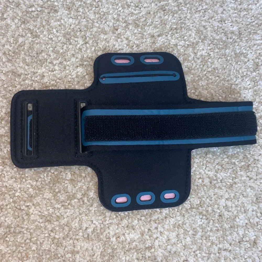Tribe Classic Pink Workout Arm Band Phone Holder